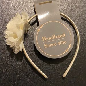 Ivory satin headband with flower